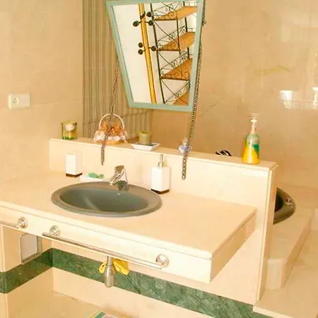 Boutique Torreblanca Apartment *